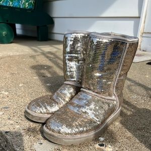 Sparkle UGG boots! Worn and kept in great condition!!